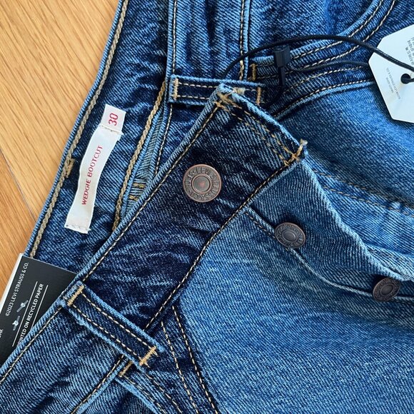 Levi's Wedgie Boot Cut Jeans - Picture 4 of 7